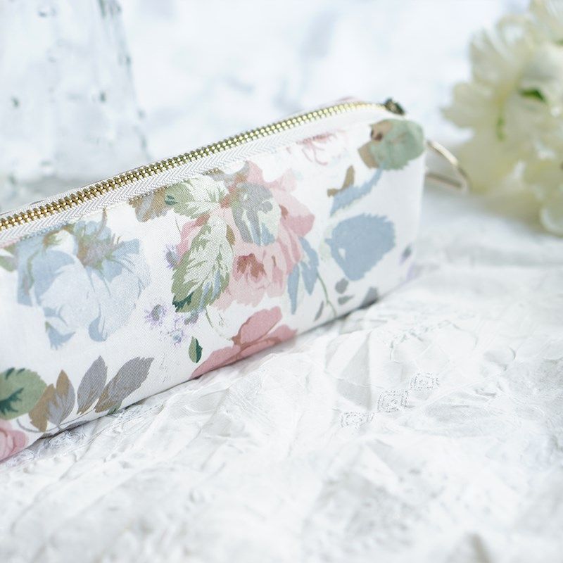 躲在耳里笔袋复古婉约小清新大容量收纳工作文具袋学生高级质感