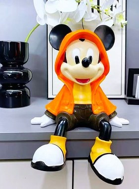 创意坐姿卡通米奇客厅电视柜桌面摆件可爱装饰公仔摆设入户装饰品