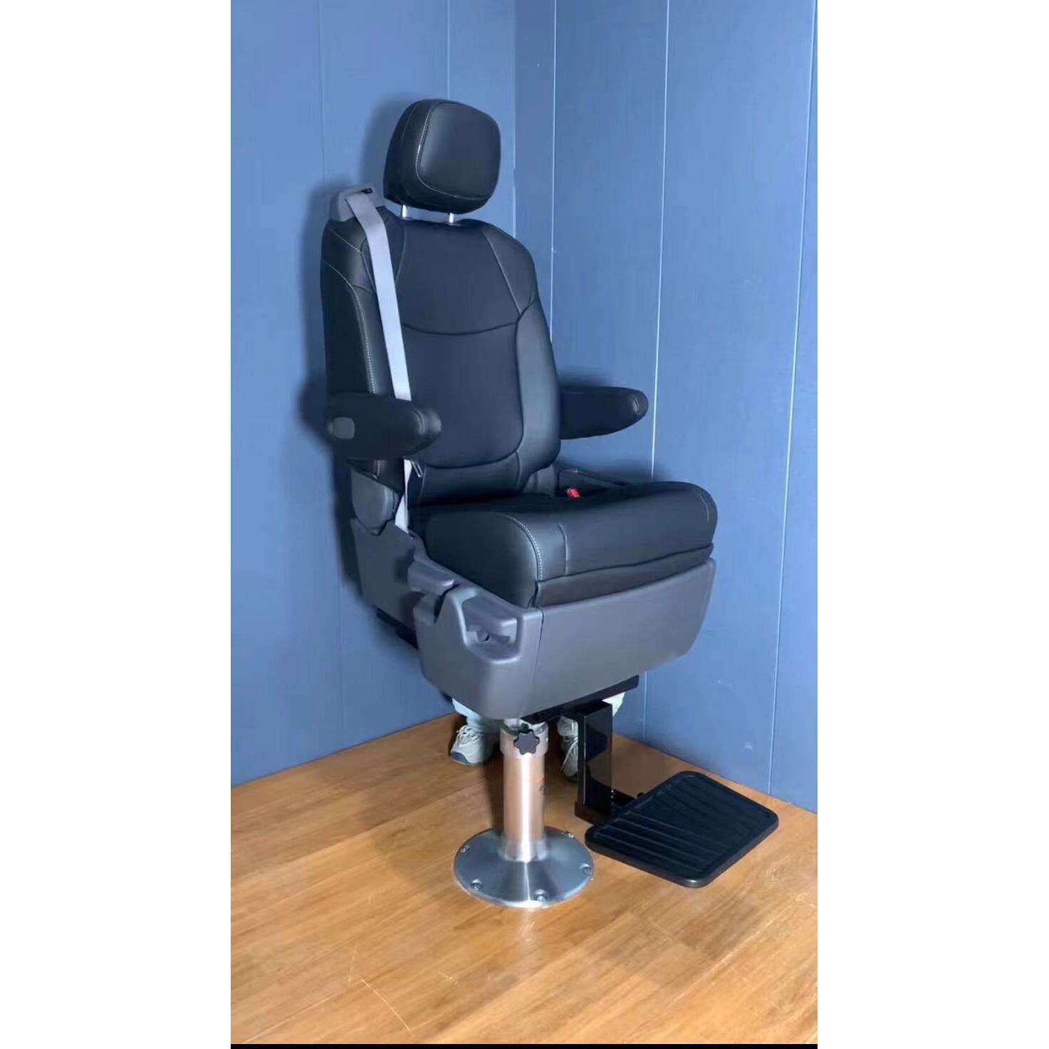 游艇减震驶驾座椅船舶驶座椅防浪椅轨道驾驶座椅船用减震驾驶椅