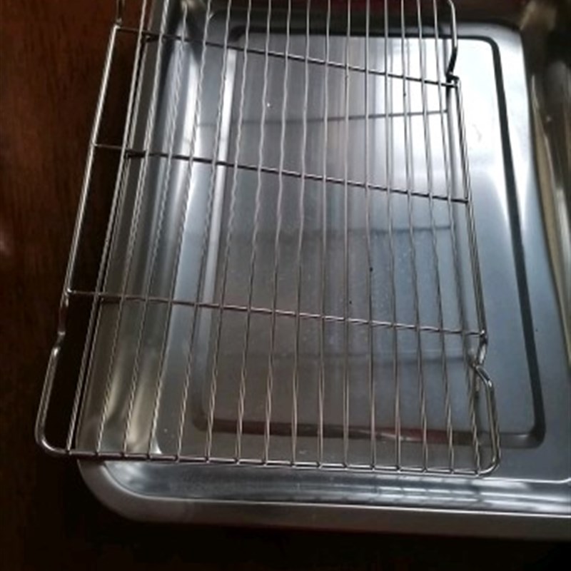 方盘不锈钢商用接水盘蒸饭盘烤鱼盘餐盘菜盘托盘漏油盘油炸沥油架