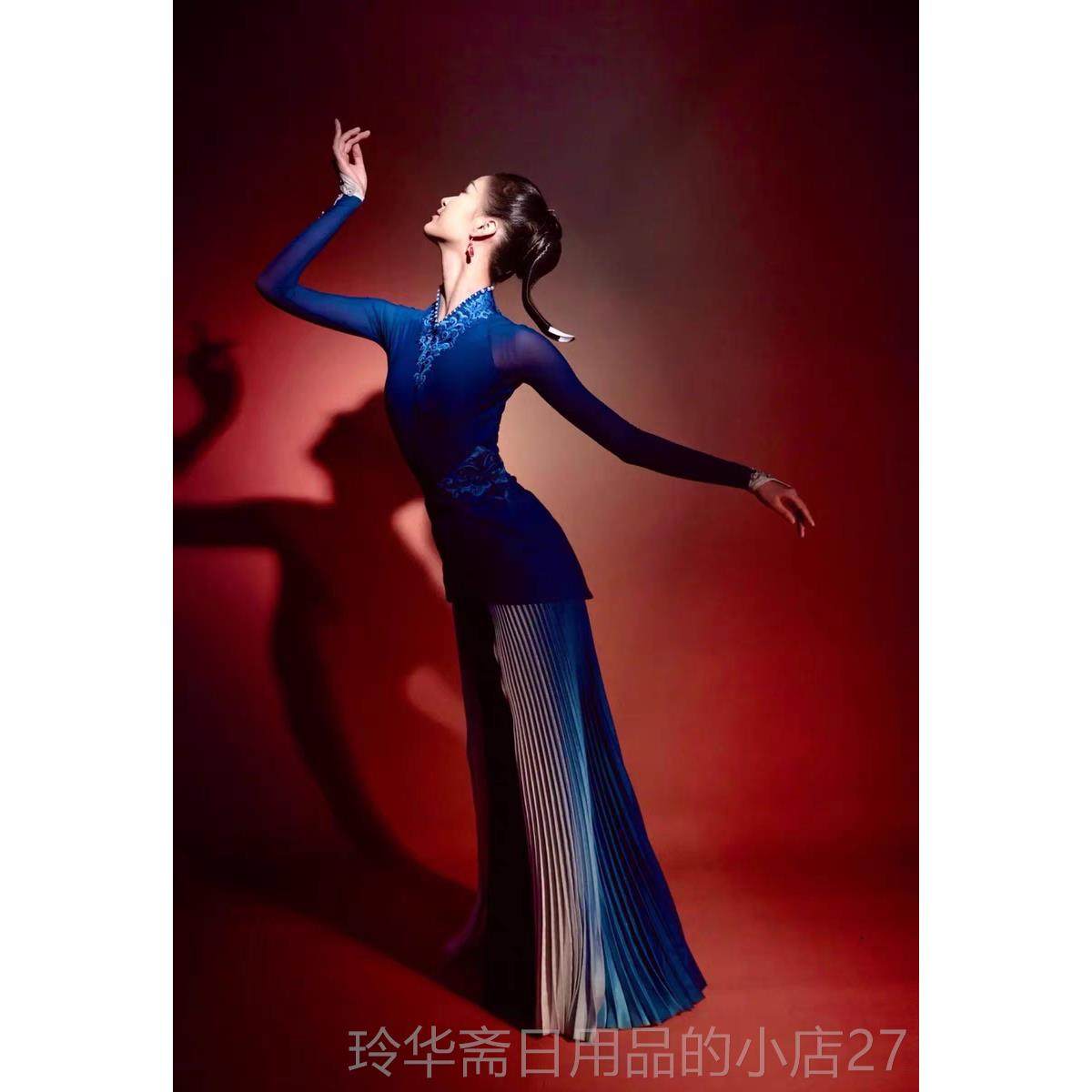 高档20春25年晚同款喜上头演出服儿童舞台服枝装民族舞蹈服装典古