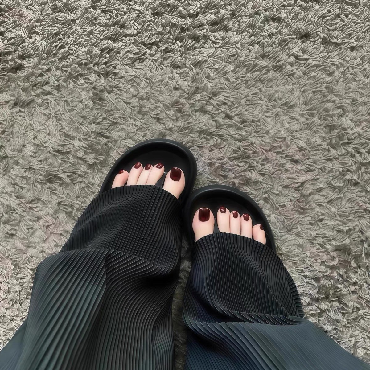 夏天手工穿戴甲脚趾甲黑红玻璃珠猫眼高级感显白美甲贴片成品脚甲