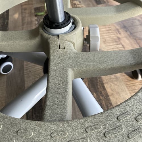 学习椅脚踏配件通用可调节升降儿童椅脚踏板写字椅气杆脚踏可旋转