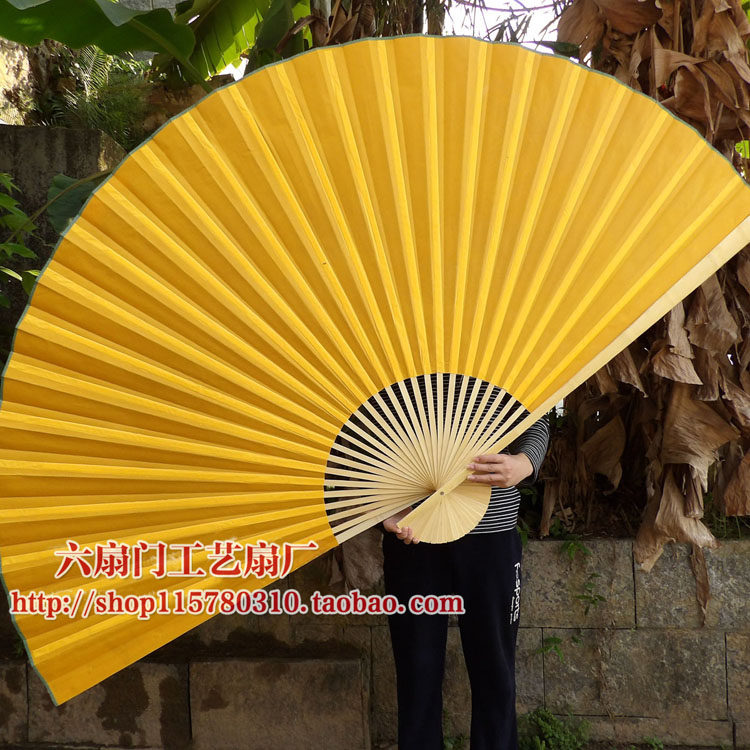 多尺寸双面红黄绢布空白扇大挂扇装饰工艺大折扇子COS道具扇书法