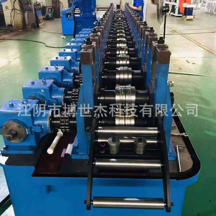 全自动门窗滑道成型机C型导轨压型机电梯轨道冷弯成型设备