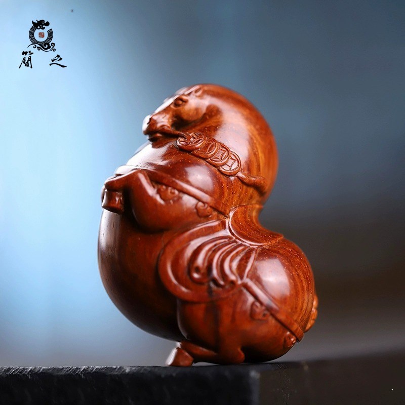 盛世唐马手把件印度小叶紫檀木雕纯手工文玩茶书房玩对象湘工石争