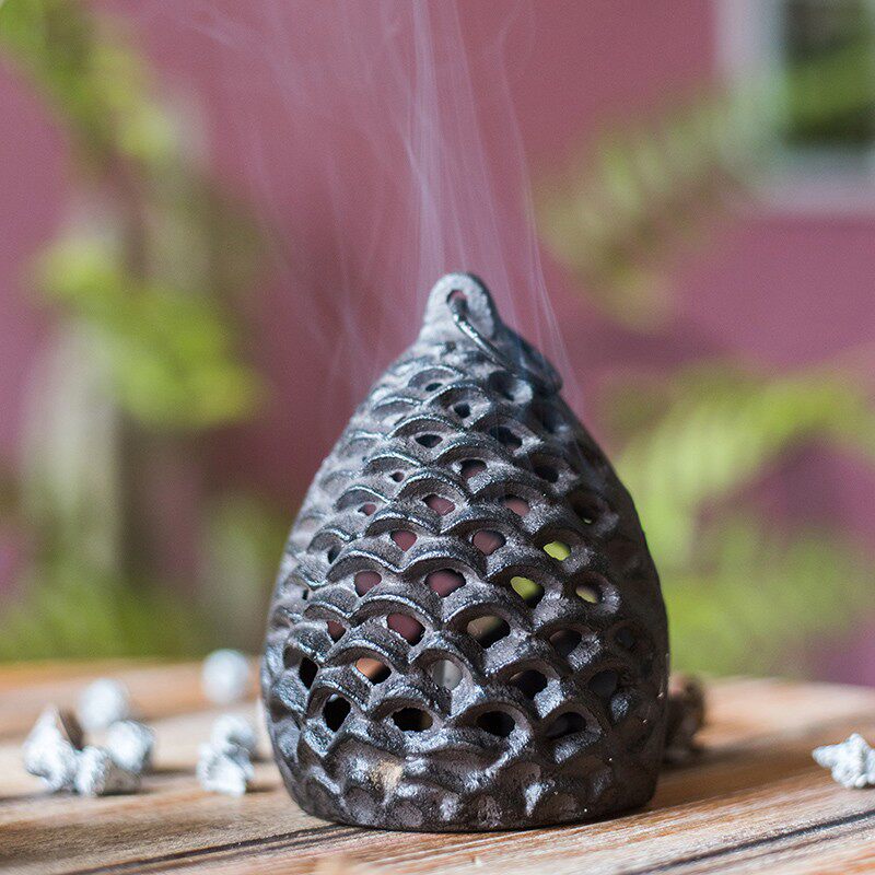 欧式复古铸铁餐桌烛台铁艺松果蜡台家居客厅桌面蜡烛台装饰摆件