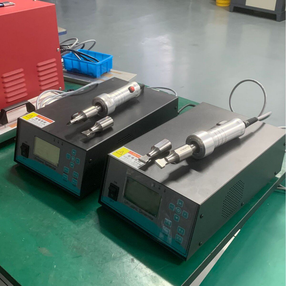 汽车内饰件片筋手持式超声波铆点模具焊头工装夹具焊接机器设备厂