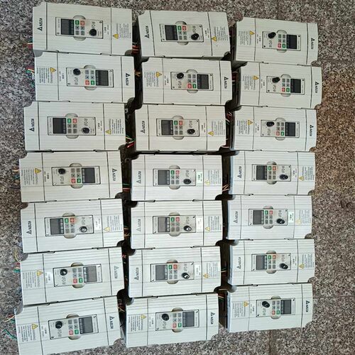 【芯企】台达MODEL-VFD015M43B变频器功能正常成色如图/议价