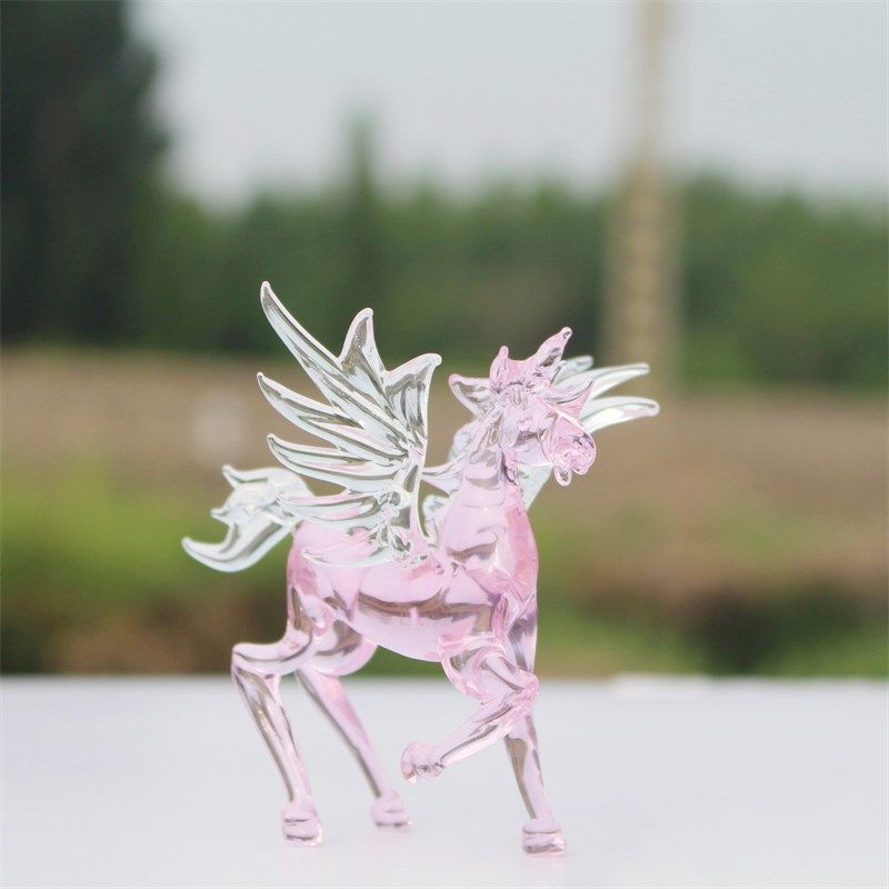 淄博琉璃纯手工飞马装饰品带翅膀粉透龙马创意微景观桌面摆件可爱