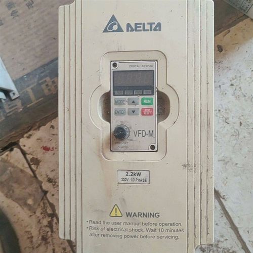 台达变频器VFD022M21A 2.2KW220V