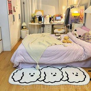 正品 可爱地毯卧室厚加毛绒床边毯少女房间床长条卡n通猫咪前is风