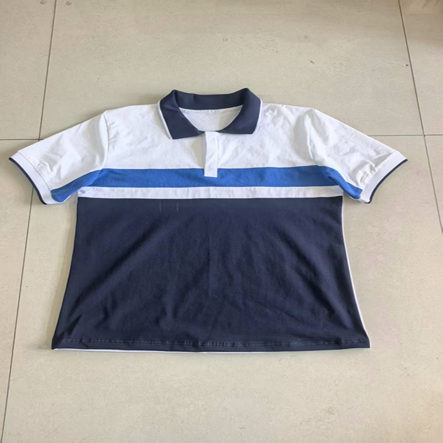 夏季薄款中小学生新款白色短袖拼深兰色翻领校服休闲宽松短袖大码