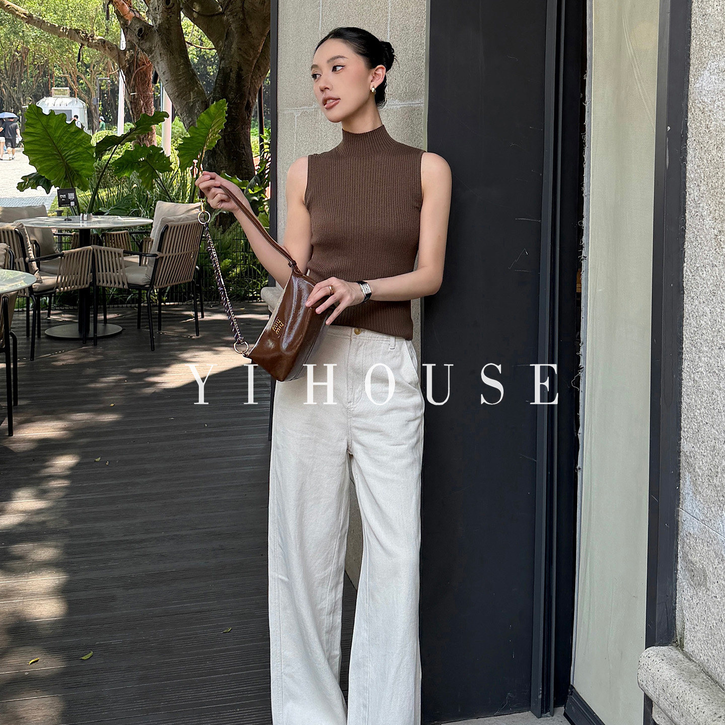 YIHOUSE半高领坑条纹显瘦背心