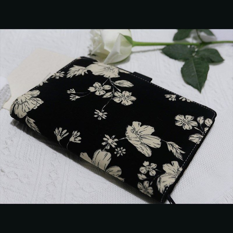 躲在耳里琰谧黑色简约棉布A5硬面本书衣书皮手账日记本,文具电教/文化用品/商务用品,手帐/日程本/计划本,淘宝优惠券,粉丝福利购,淘宝优惠卷