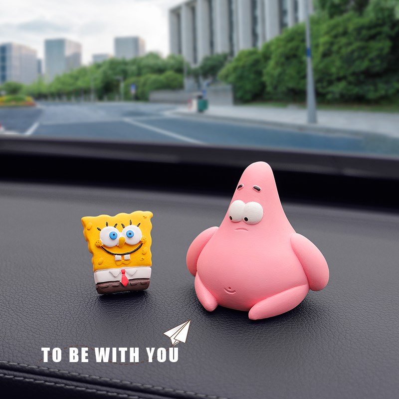 汽车中控台摆件车载好物香薰扩香石可爱卡通派大星公仔车内装饰品