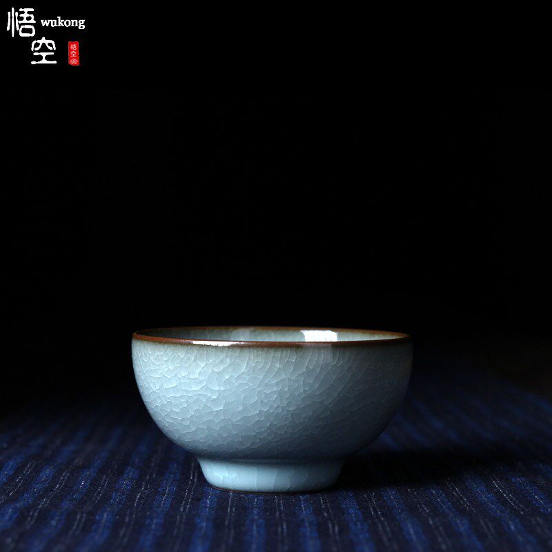 龚炳明龙泉青瓷哥窑铁胎冰裂釉粉青手工小茶碗陶瓷高档主人杯单个