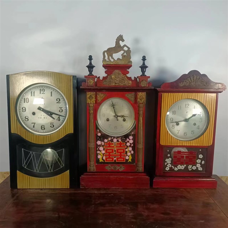 民俗怀旧老物件马头钟老挂钟座钟民俗馆展览摆件道具复古怀旧摆件