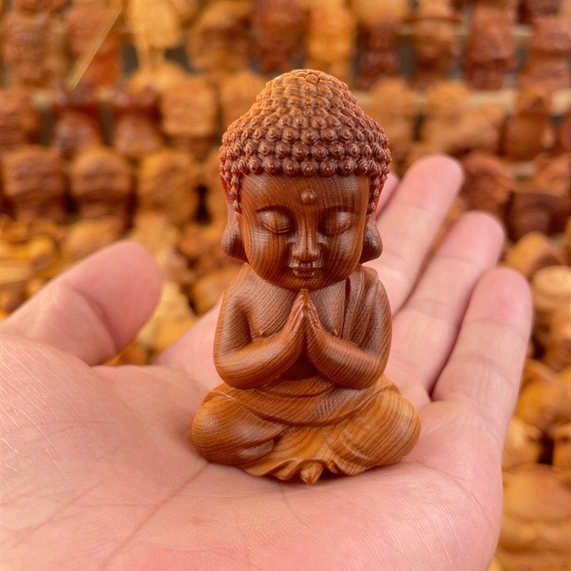太行崖柏实木雕刻宝宝佛手把件文玩大日如来守护萌版本命佛小摆件