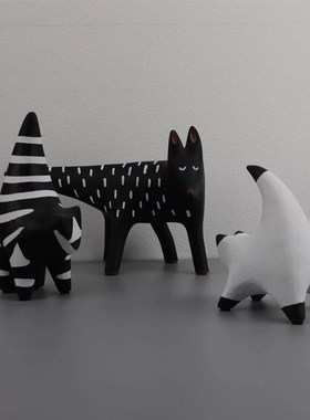 现代简约条纹平面猫动物摆件玄关样板间客厅茶几家居桌面装饰品