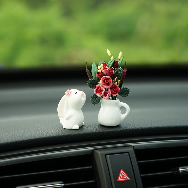 玫瑰陶土花朵汽车小摆件精致高档创意车载车内中控台装饰2024新款