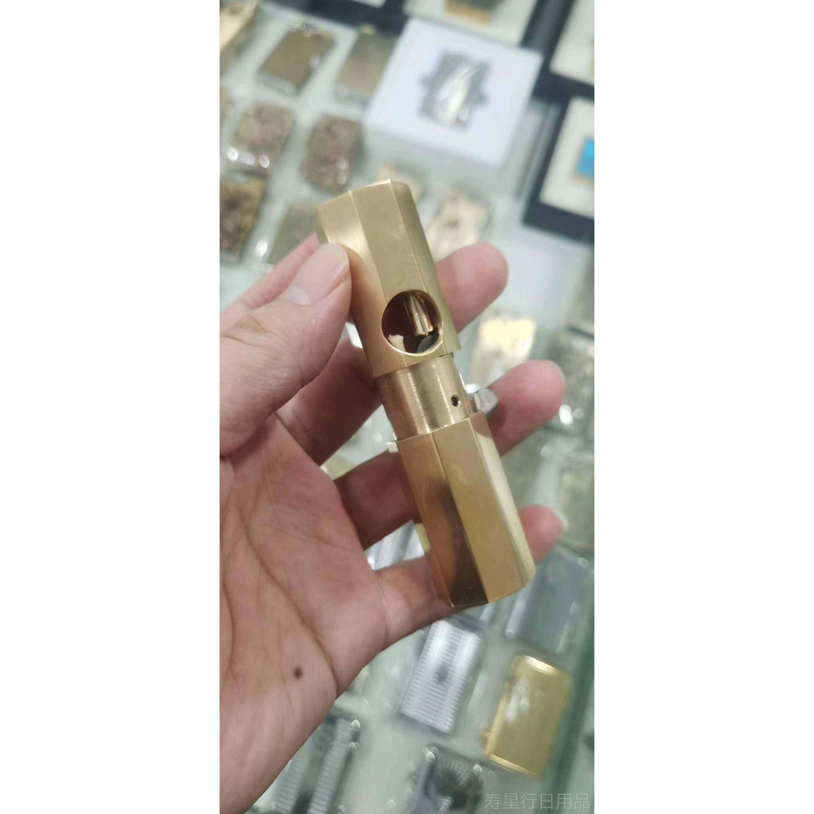 正品首领黄铜煤油董打火机复古老式手工点重型战壕烟斗古送父节亲,ZIPPO/瑞士军刀/眼镜,煤油打火机,淘宝优惠券,粉丝福利购,淘宝优惠卷