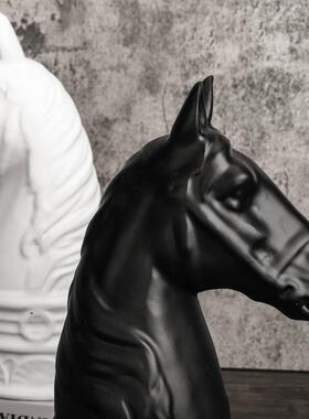 战马摆黑现代简约JJU欧式色白色树脂马头摆件书档样件板饰房售楼