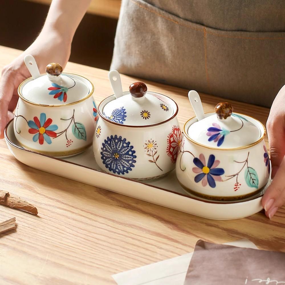 日本陶瓷调味罐调料罐盐罐家用厨房调料盒组合套装辣椒油罐猪油罐