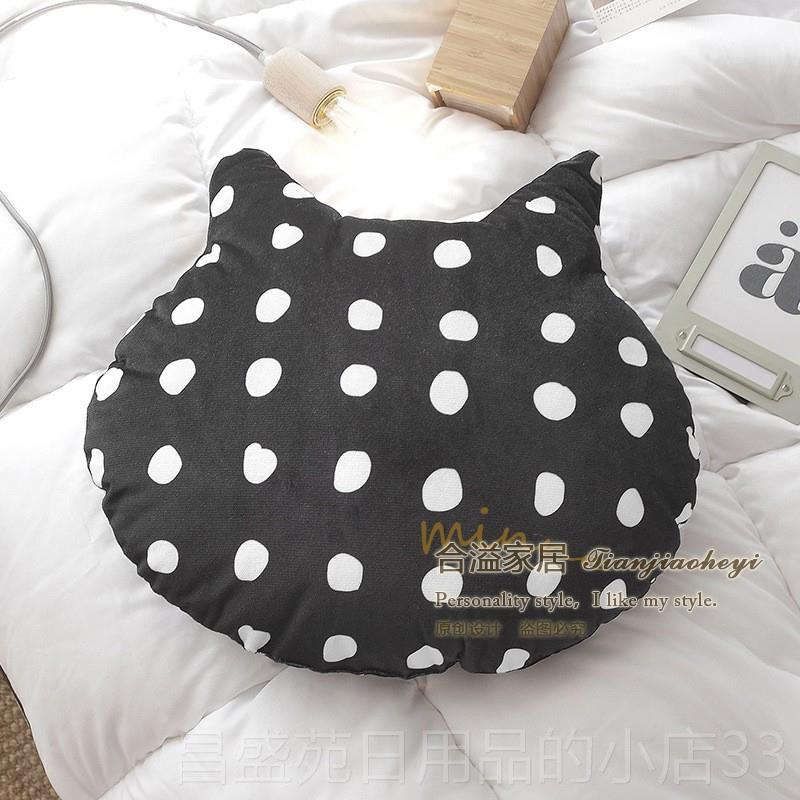 高档抱枕女靠垫北欧i绒ns猫猫波点可爱生睡觉毛咪猫办公室午休枕