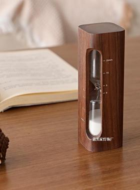 性胡木沙漏计时器沙漏办公室桌面实木复风玻璃摆件桃创意个装古饰