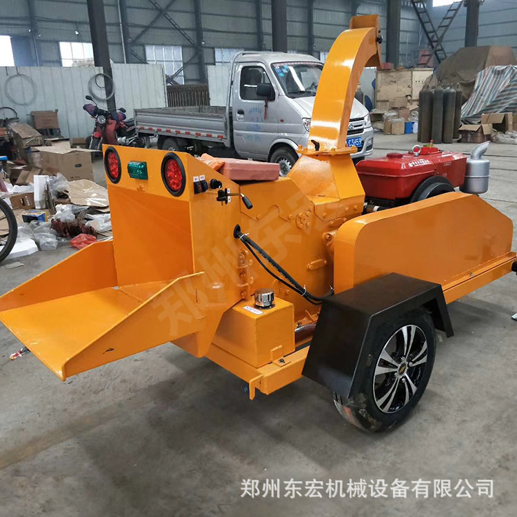 移动式柴油动力多功能树枝粉碎机