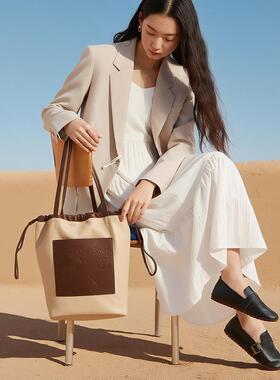 大英博物盖亚安德森猫系列勤抽绳通馆桶FZP包肩单包