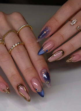 蓝色辣妹法式海莉穿戴甲手工中长简约老钱美甲高级绝美杏仁指甲