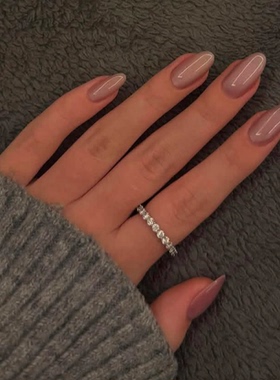 裸色纯色海莉穿戴甲手工短款简约老钱美甲高级绝美杏仁指甲