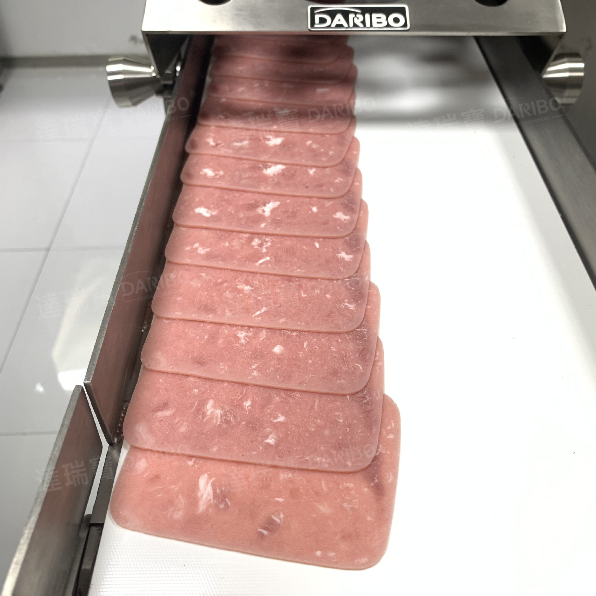 W鲜肉切片机金枪鱼切片分份叠放多种摆盘方式 腊肉切片机肉类加工,清洗/食品/商业设备,肉制品加工设备,淘宝优惠券,粉丝福利购,淘宝优惠卷