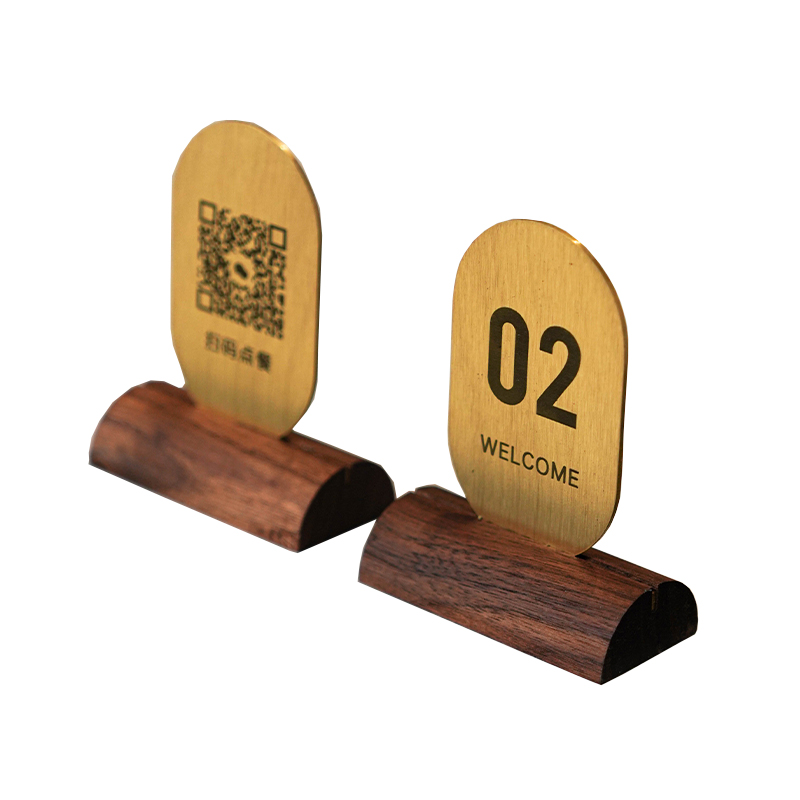 黄铜定制桌号牌扫码点单台牌实木台卡咖啡厅留座牌号码牌高档餐厅