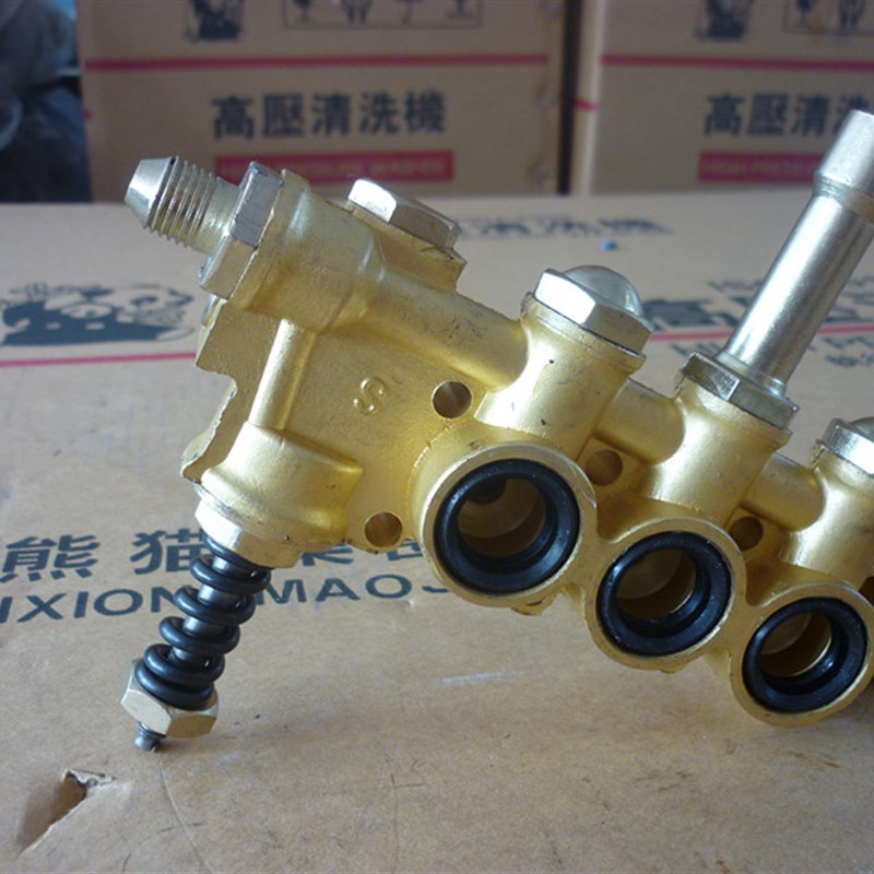 高压清洗机配件QL2 QL3型洗车机洗车泵配件铜块铜泵铜泵头