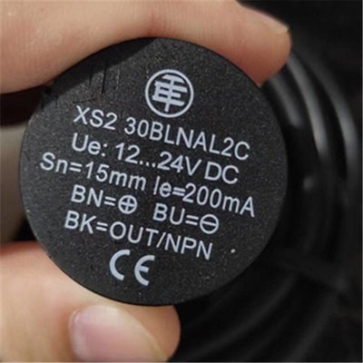 扶手带传感器测速开关梯级缺失光电感应器电梯配件XS230BLNAL2C