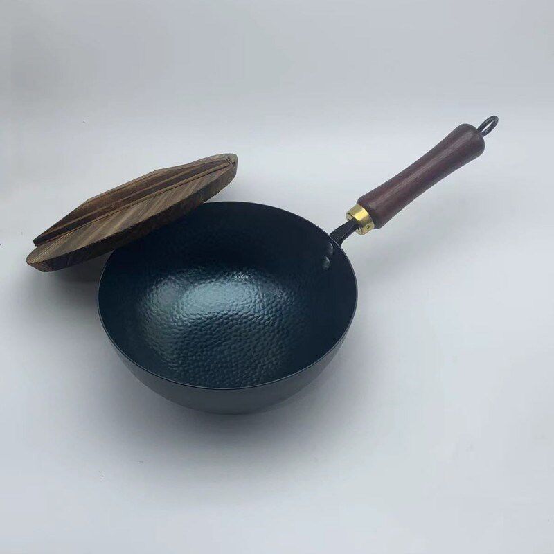 章丘无涂层聚油圆底锻打小炒锅加厚加深铁锅炒菜锅小家用物理不沾