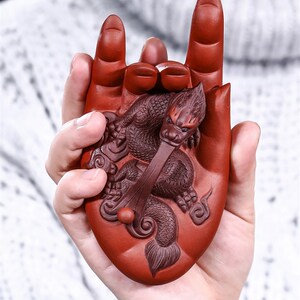 祁地宜兴紫砂茶宠纯手工创意摆件生肖龙可养包浆变色金蟾财运亨通