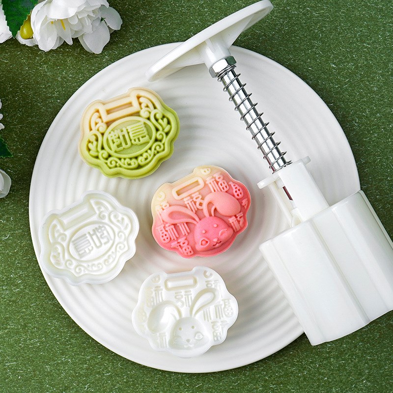 2024新款如意锁玉兔送福月饼模具冰皮绿豆糕点广式流心手压月饼模