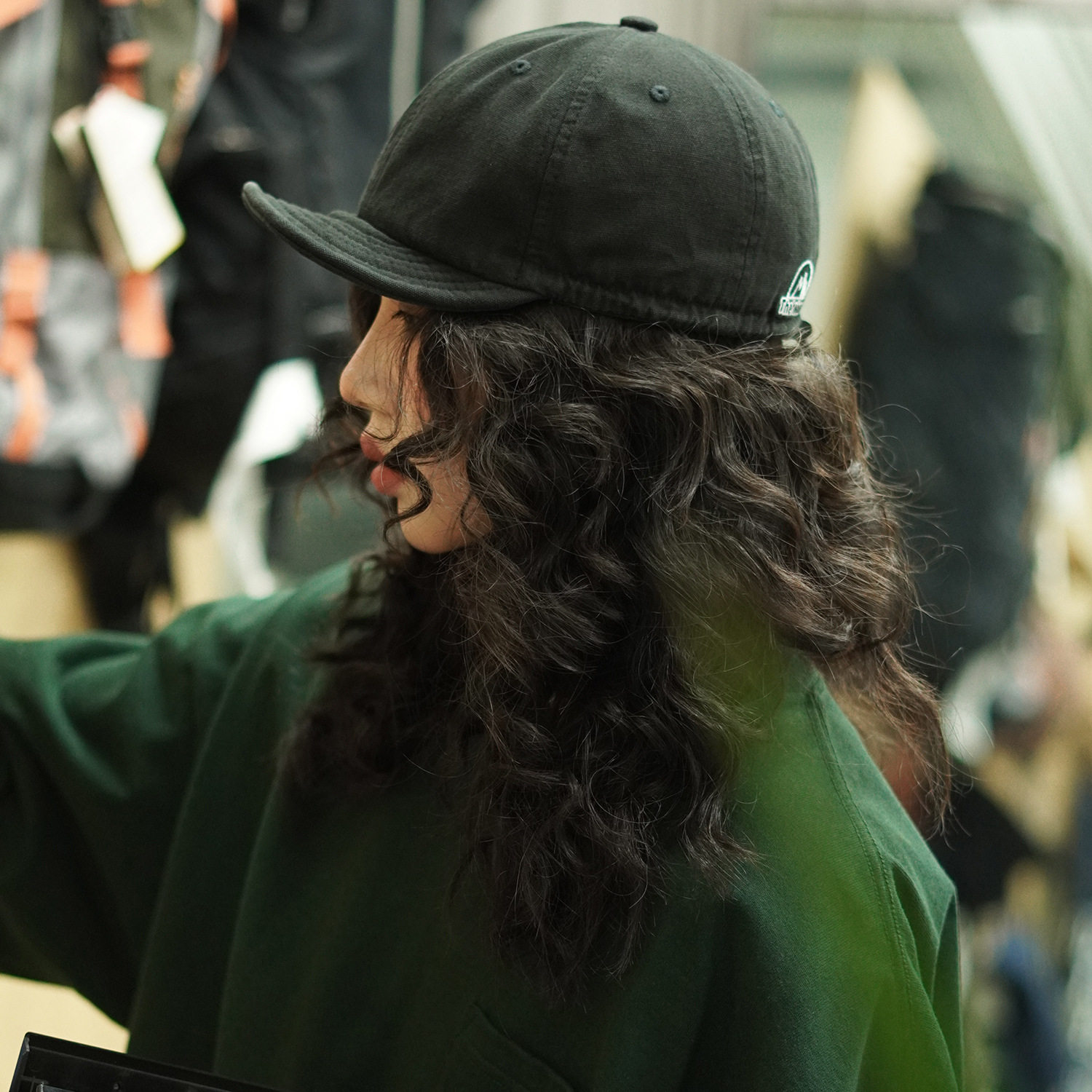 日系短檐抽绳鸭舌帽子女夏季户外运动出行遮阳棒球帽黑色帽子男