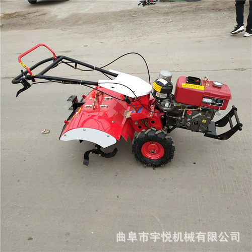 新款四驱旋耕机  家用家用微耕机  多功能果园翻土机