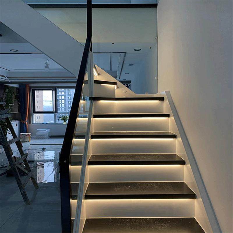 C新款应PL两网红升线级人体光电感灯智能led灯流水追逐踏步YJ-LTD