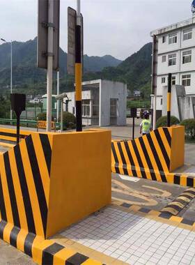 成型警示带防147预提滑耐磨不易褪色高速收费岛光头安全示反标线