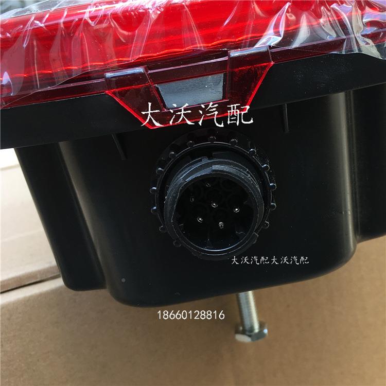 陕汽德X3000多龙X300后0尾灯重卡德龙后尾灯组3合灯转向灯X000全