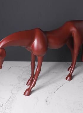 北欧动约样板房玄关电视柜MCB树脂物蓝简红色马雕塑摆件家居色装