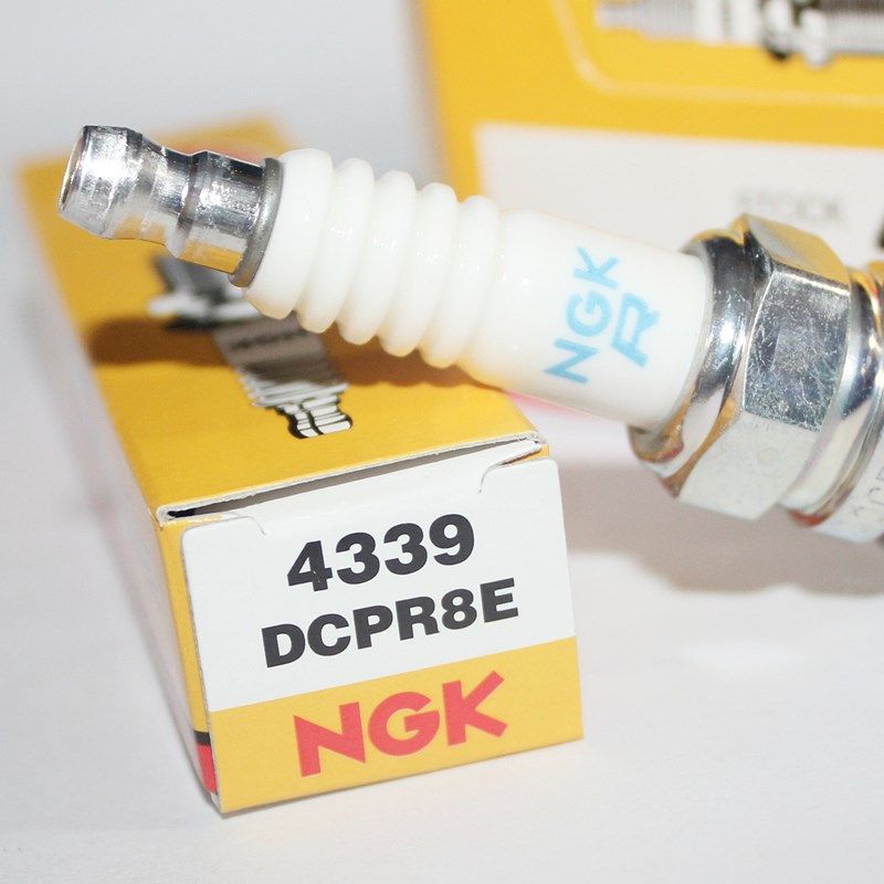 NGK火花塞DCPR8E适用于杜卡迪696 796 795西渡庞巴迪蜘蛛侠哈雷
