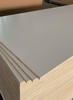 现货层OXR生用态多层板E0E1级免漆实木板全屋橱柜卫浴衣柜专多板