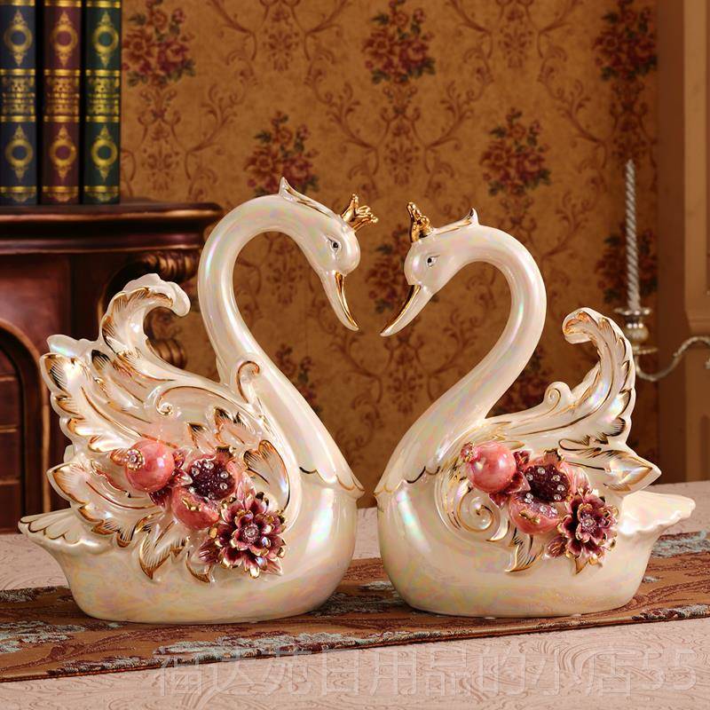 高档欧式陶瓷天摆件一对厅鹅玄品关电视客柜酒柜创意家居装饰结婚